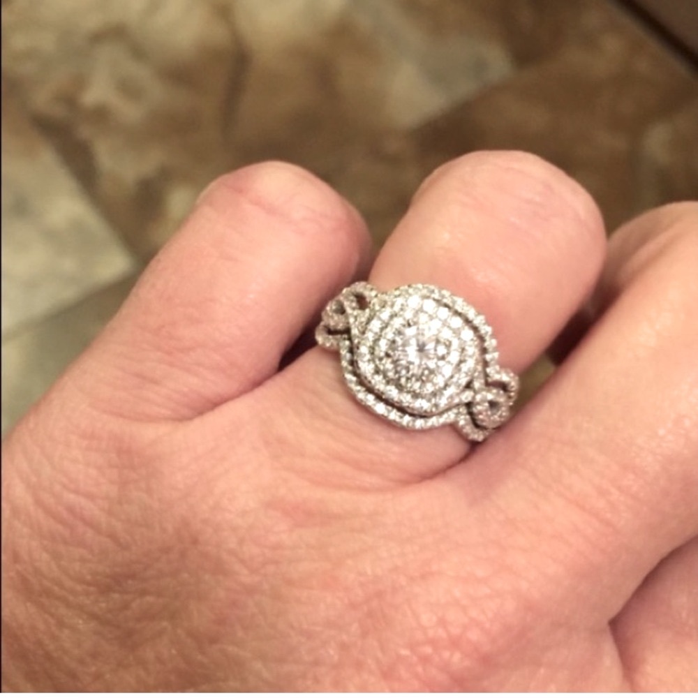 STERLING SILVER DIAMOND  WEDDING SET - Picture 3 of 11